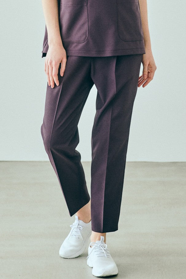 スクラブパンツ ストレッチ ストレート 66-496112 – JILLSTUART