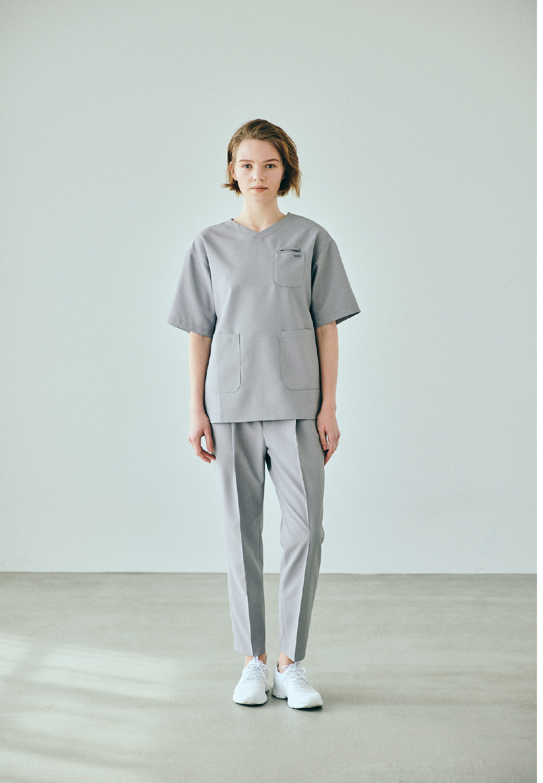 スクラブトップス ストレッチ オーバーサイズ V-NECK 66-196310